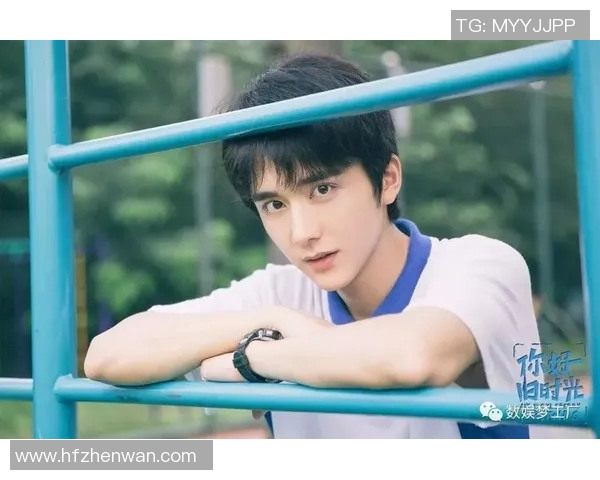 从青涩少年到巨星光环足球球星样貌变化背后的故事