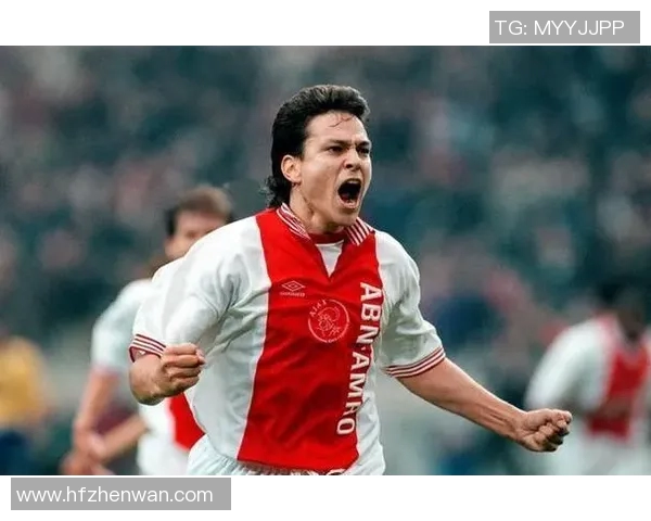 单眼皮足球明星盘点 哪些球员凭借独特外貌在球场外也备受关注 单眼皮足球明星盘点 哪些球员凭借独特外貌在球场外也备受关注