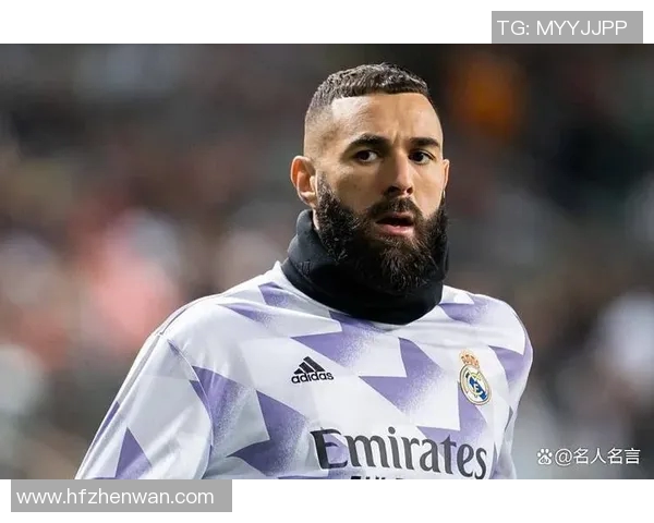 2025年度热门足球游戏中S级球星排名揭晓 谁才是真正的虚拟绿茵之王